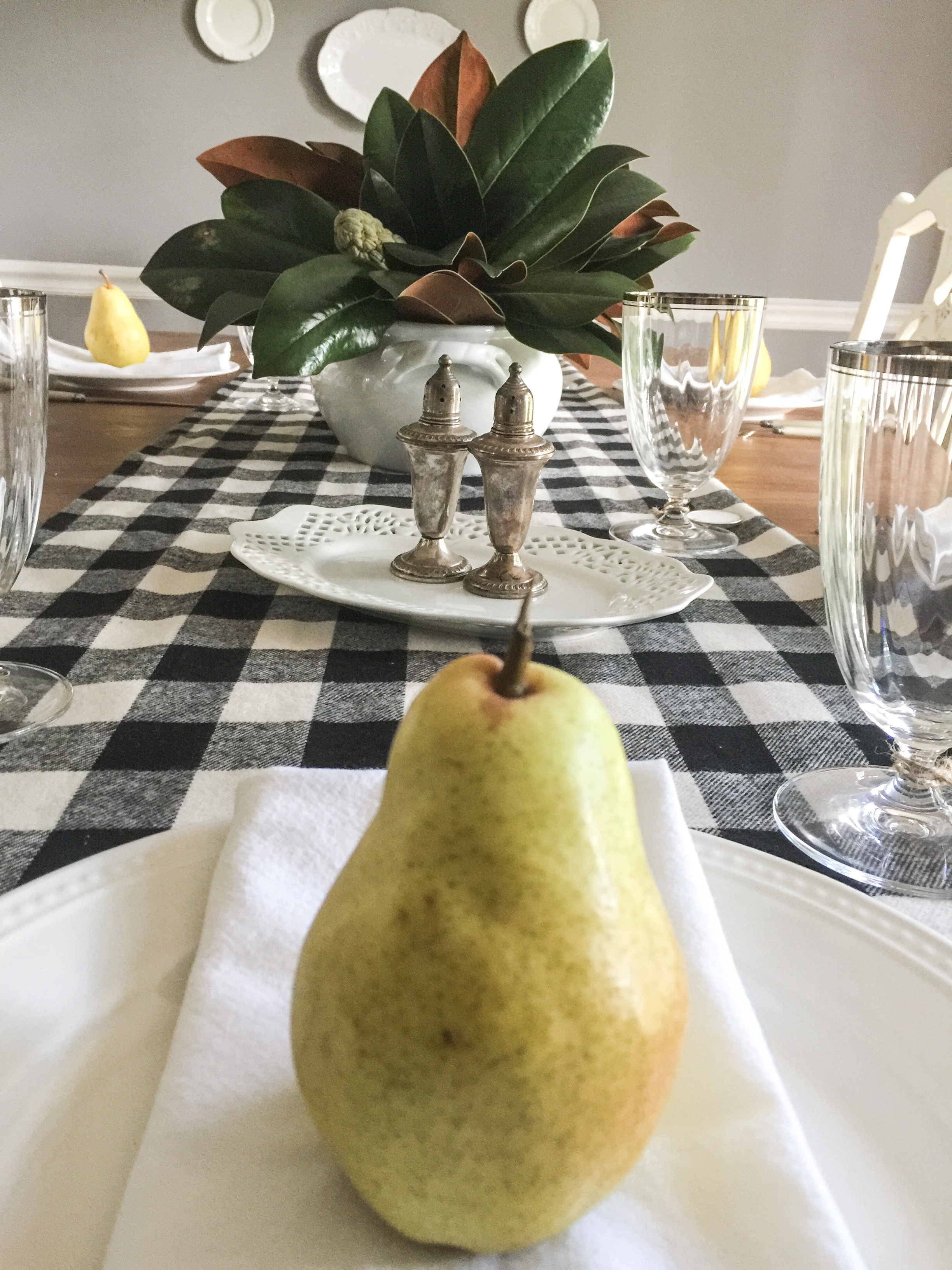 Simple Subtle Fall Table